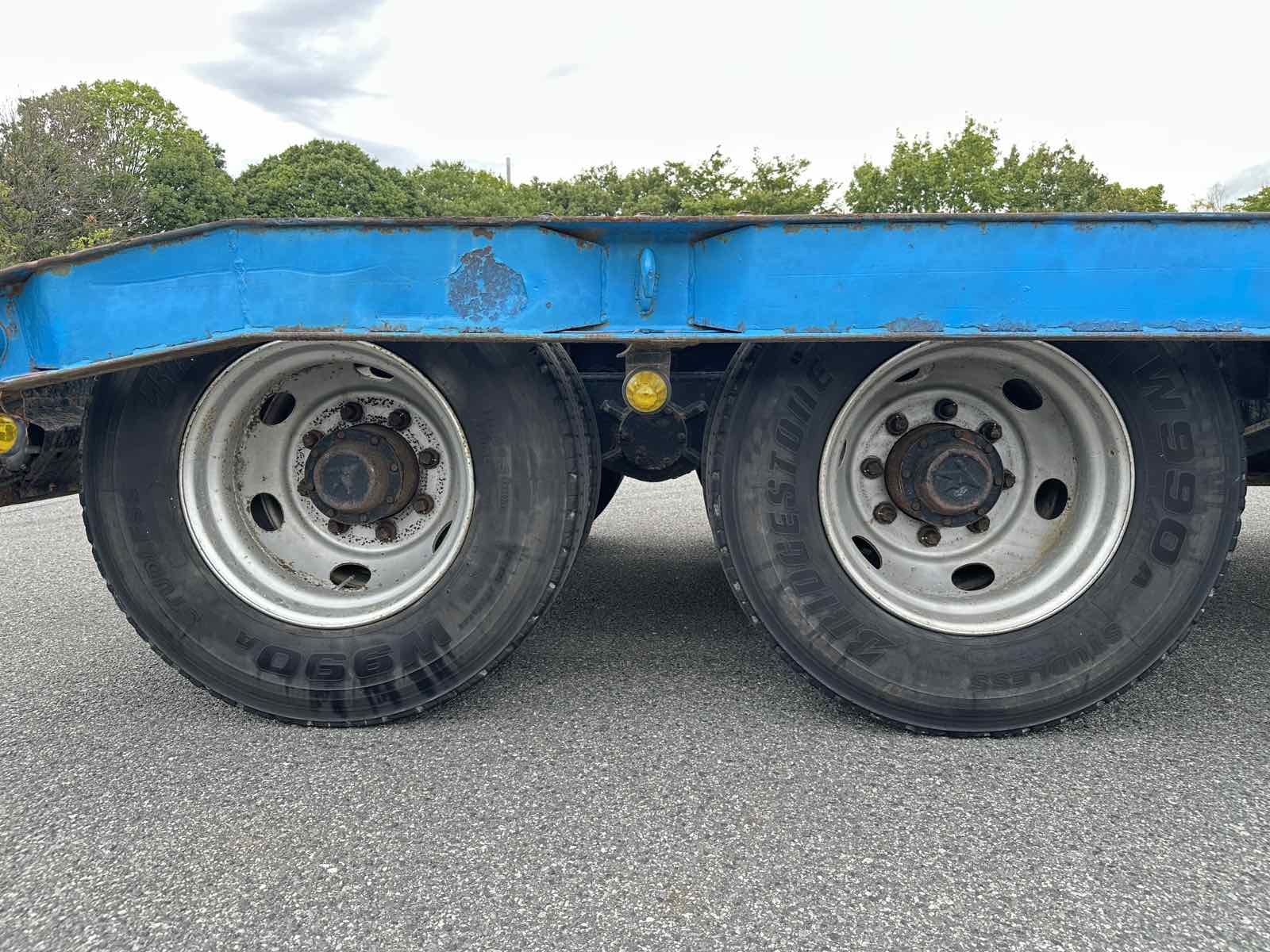 33